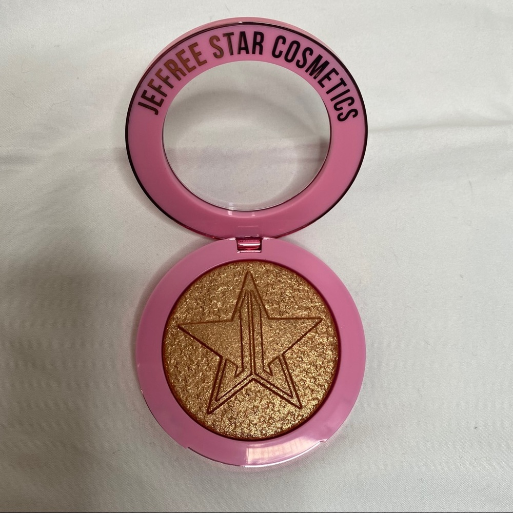 NWB Supreme Frost Highlighter